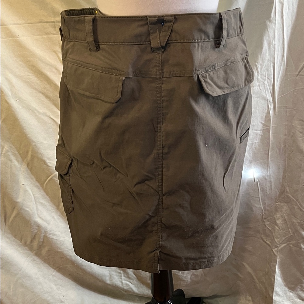 Duluth Trading Co Brown Skort - Picture 5 of 7